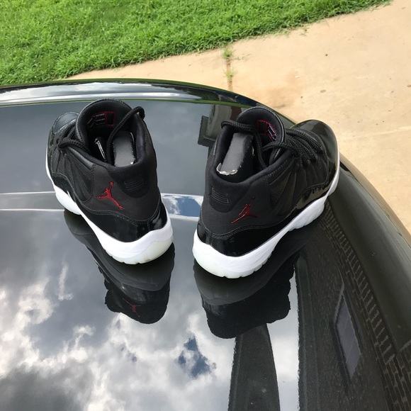 Air Jordan 11 Retro - Picture 5 of 8